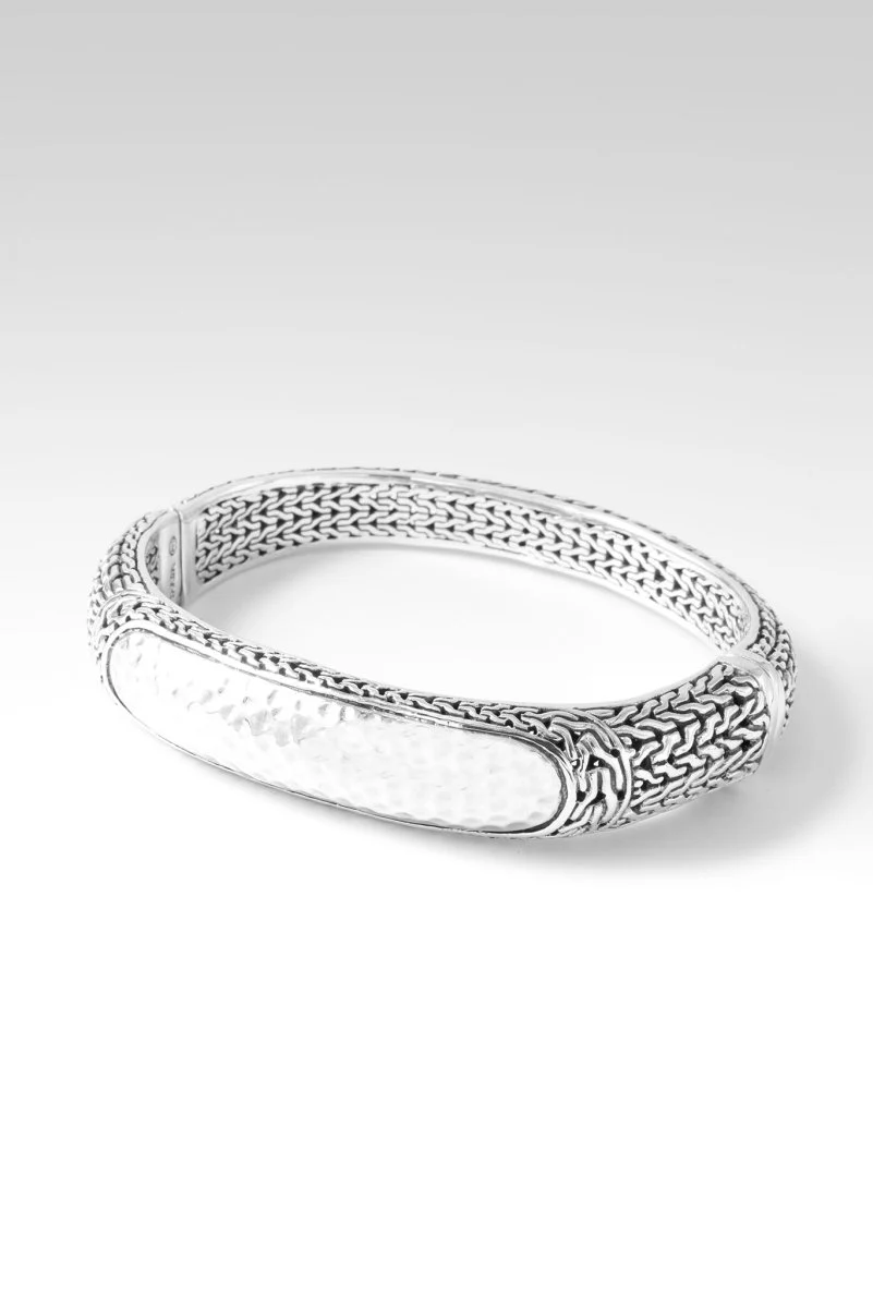 Be Stronger Bangle™ in Chainlink - Image 3