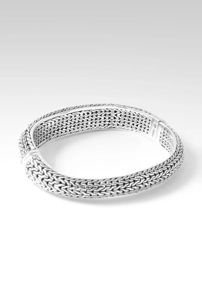 Be Stronger Bangle™ in Chainlink - Image 4