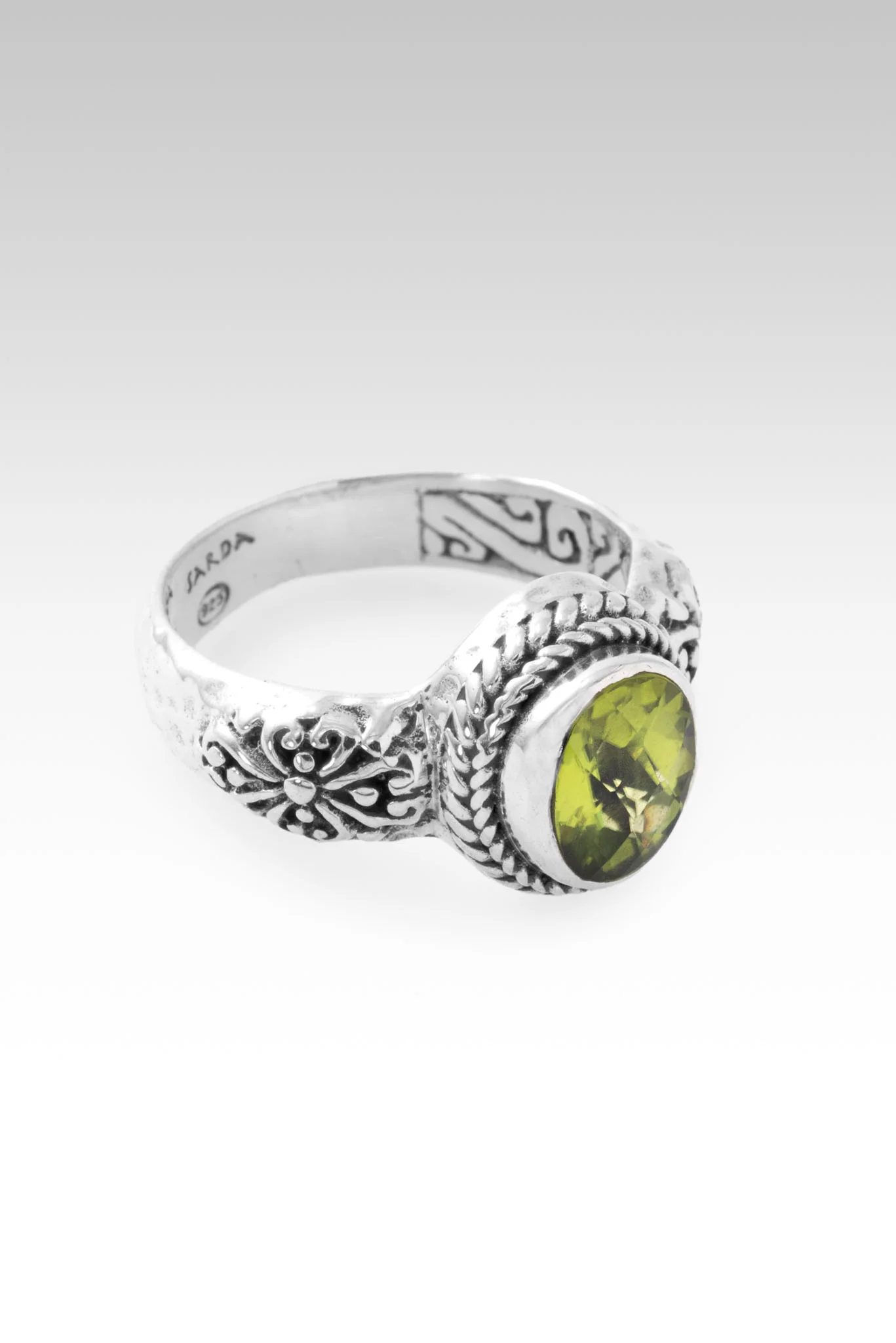 Wondrous Grace Ring™ in Peridot - Image 3